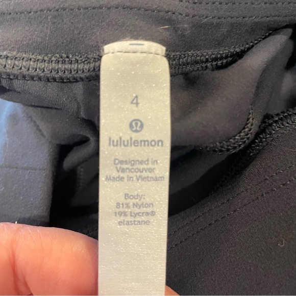 Lululemon Rejuvenate Crop *18” in Blue Tied - Picture 7 of 8